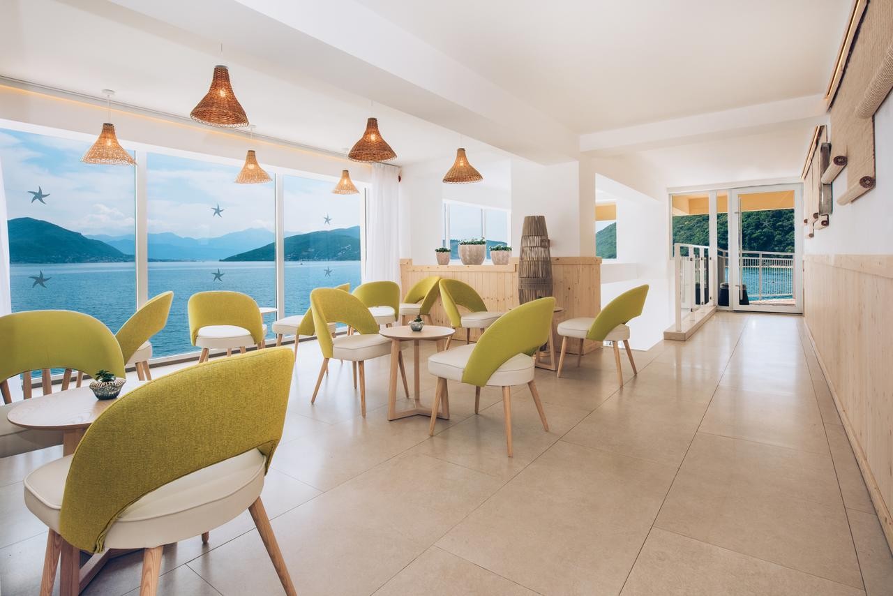 Iberostar Waves Herceg Novi-Njivice (A, B) 4*
