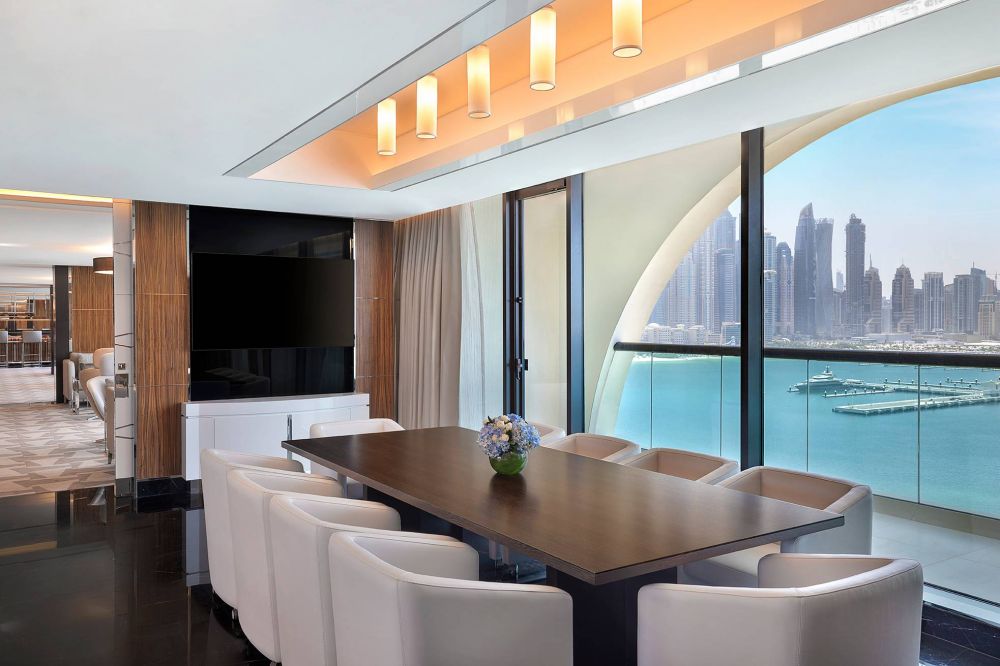 Hilton Dubai Palm Jumeirah 5*