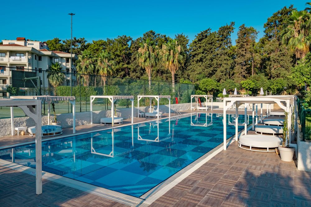 Utopia Resort & Residence 5*