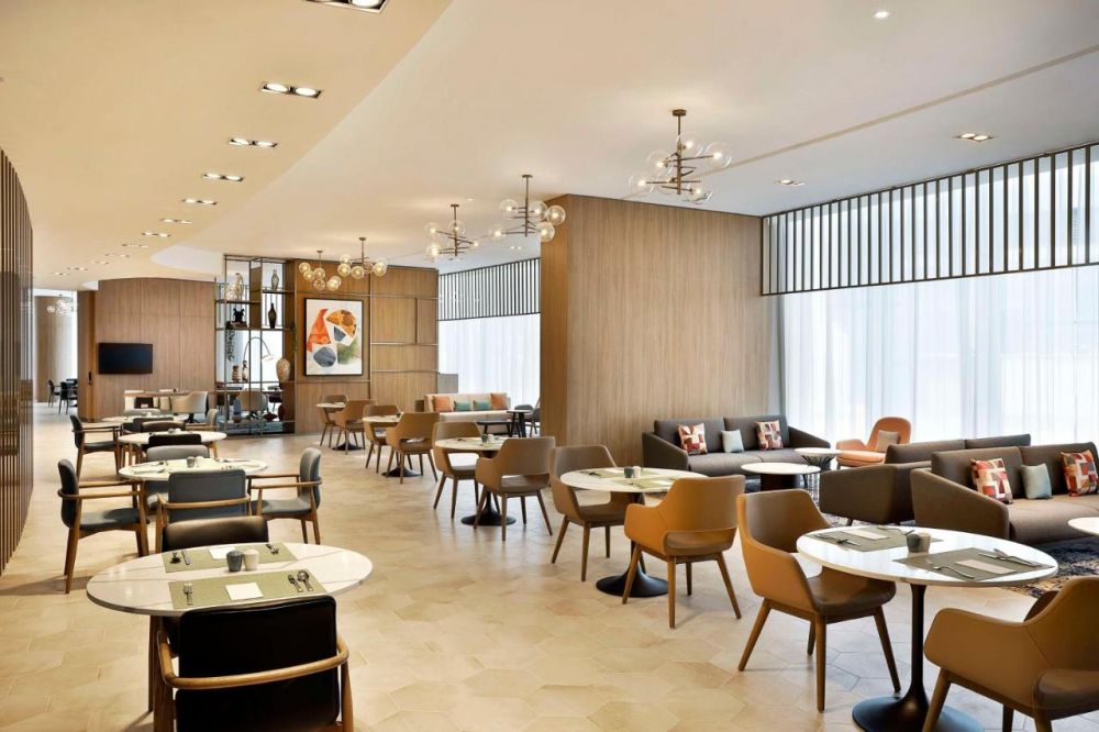 Hilton Garden Inn Dubai Business Bay 4*