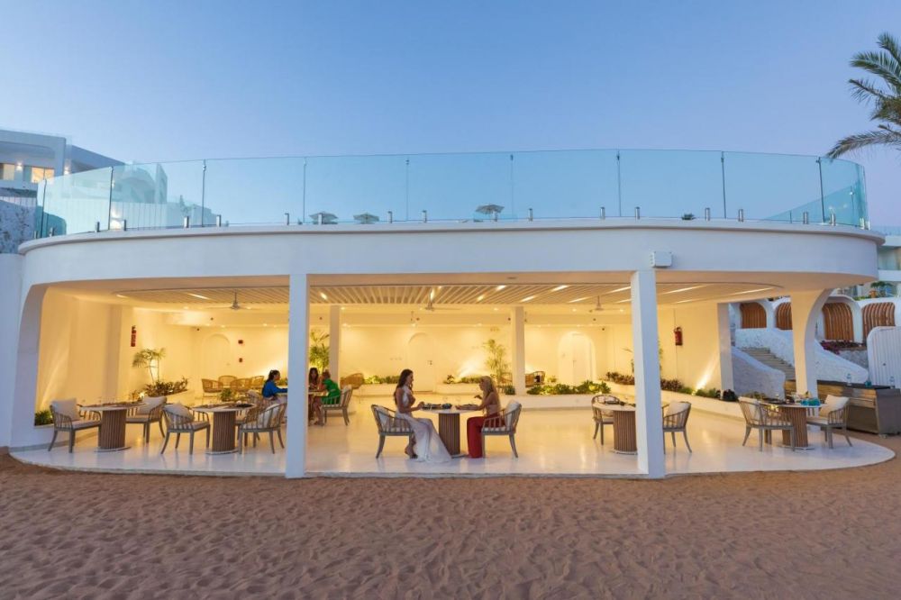White Hills Resort 5*