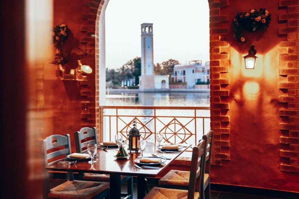 Millennium Lakeview Hotel (ex. Copthorne Lakeview Hotel) 4*