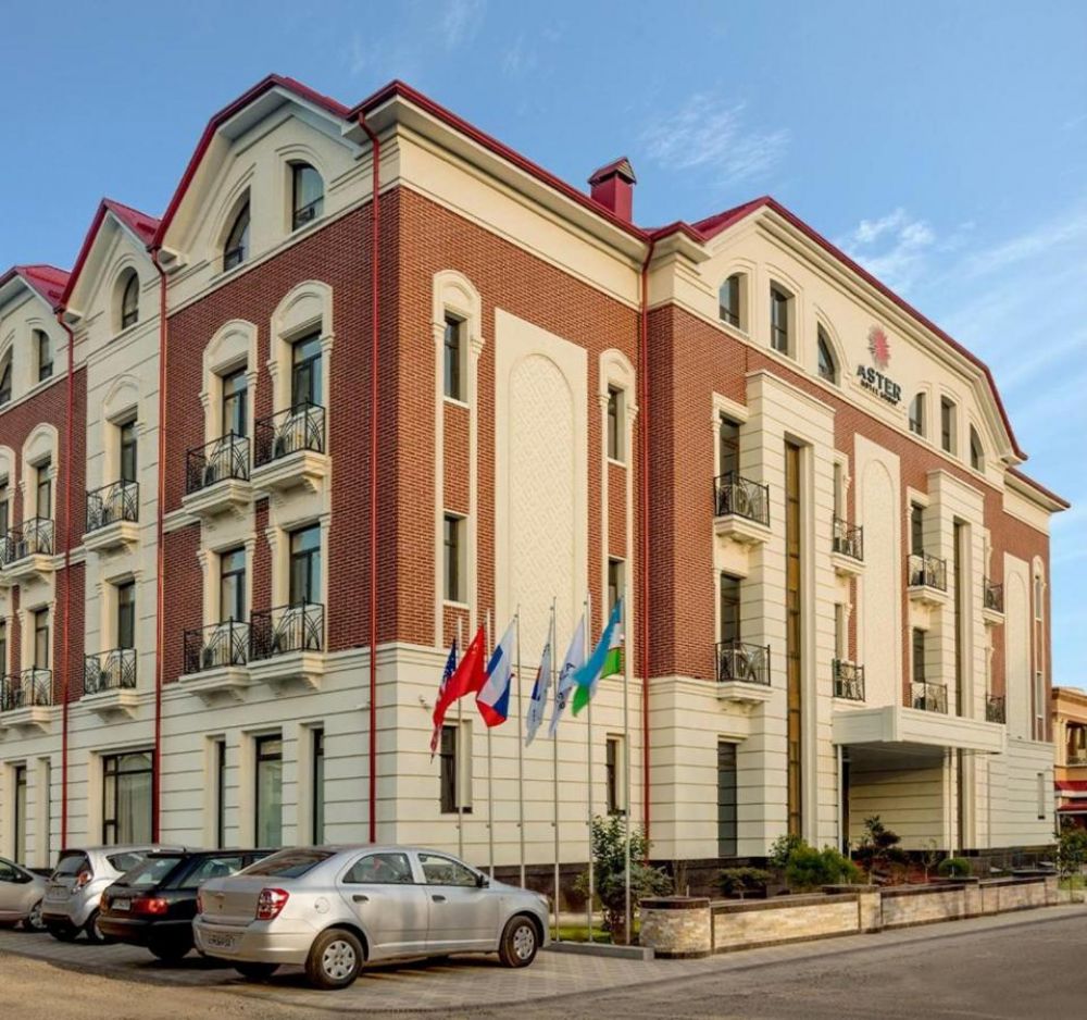 Aster Hotel Group 4*