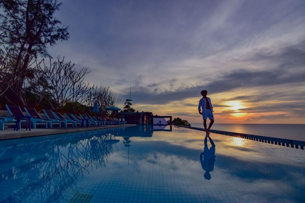 Norn Talay Surin Beach Phuket (ex. Surin Beach Resort) 4*