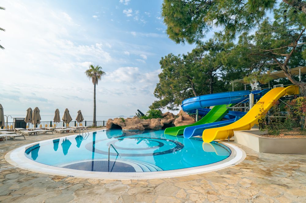 Pirates Beach Club 5*