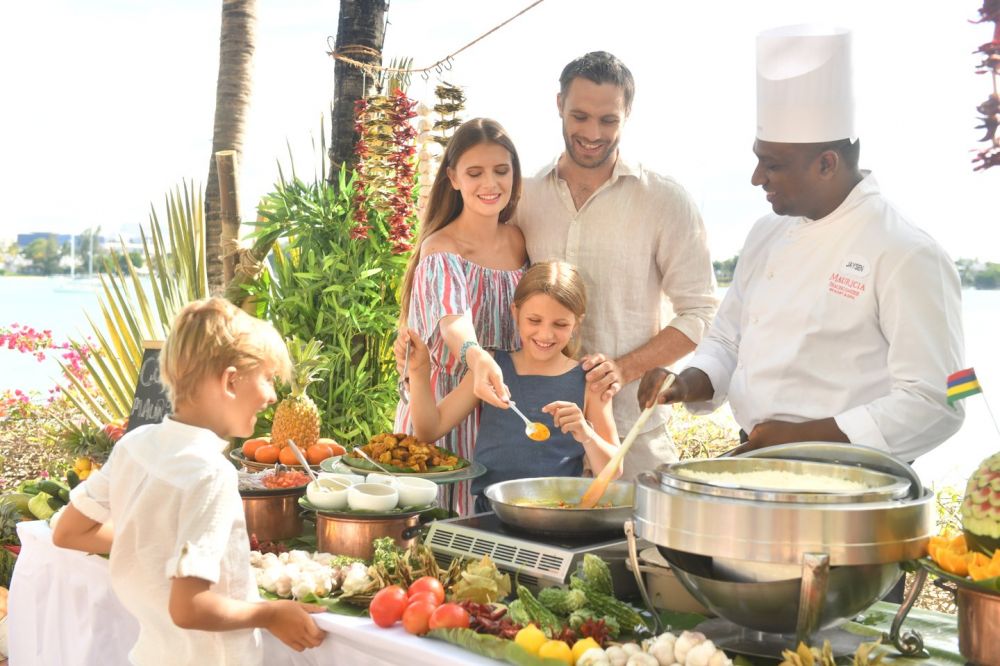 Mauricia Beachcomber Resort & SPA 4*