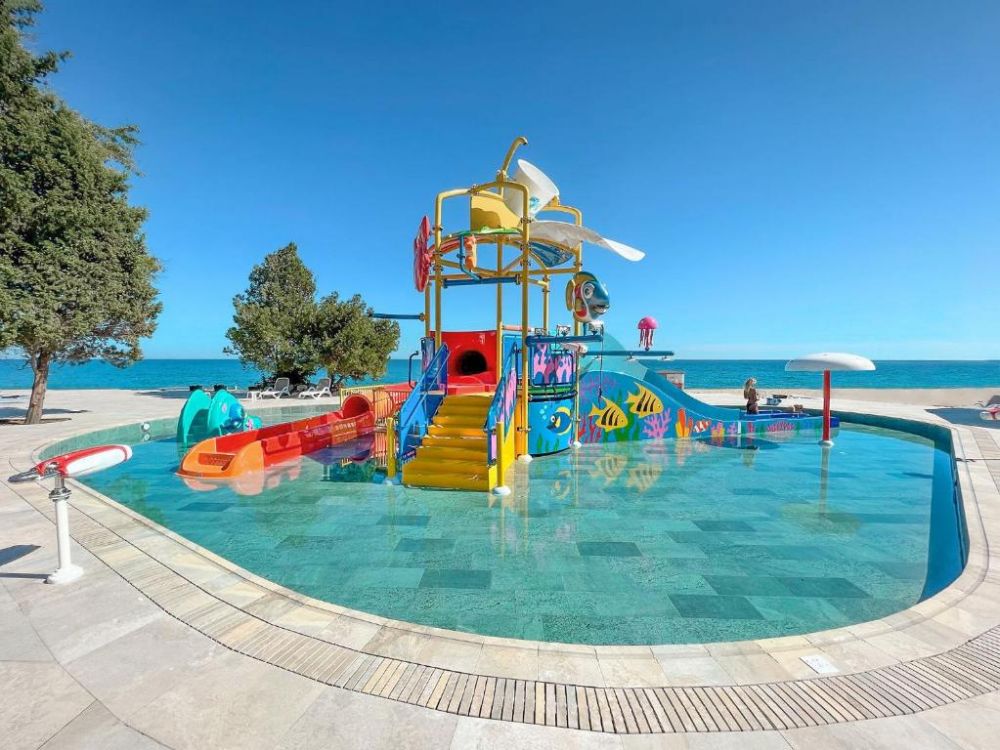Grifid Hotel Noa 5*
