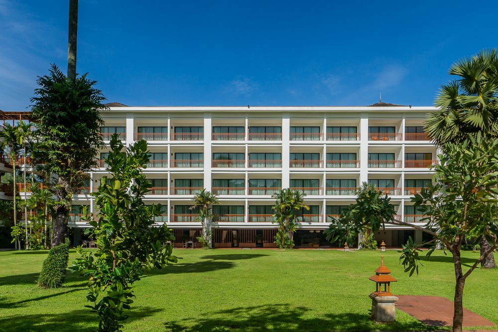 Naithonburi Resort 4*
