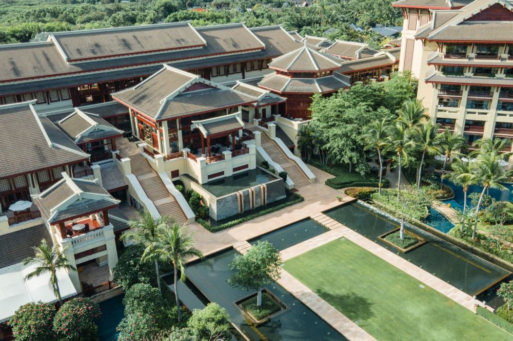The Ritz-Carlton Sanya Yalong Bay 5*