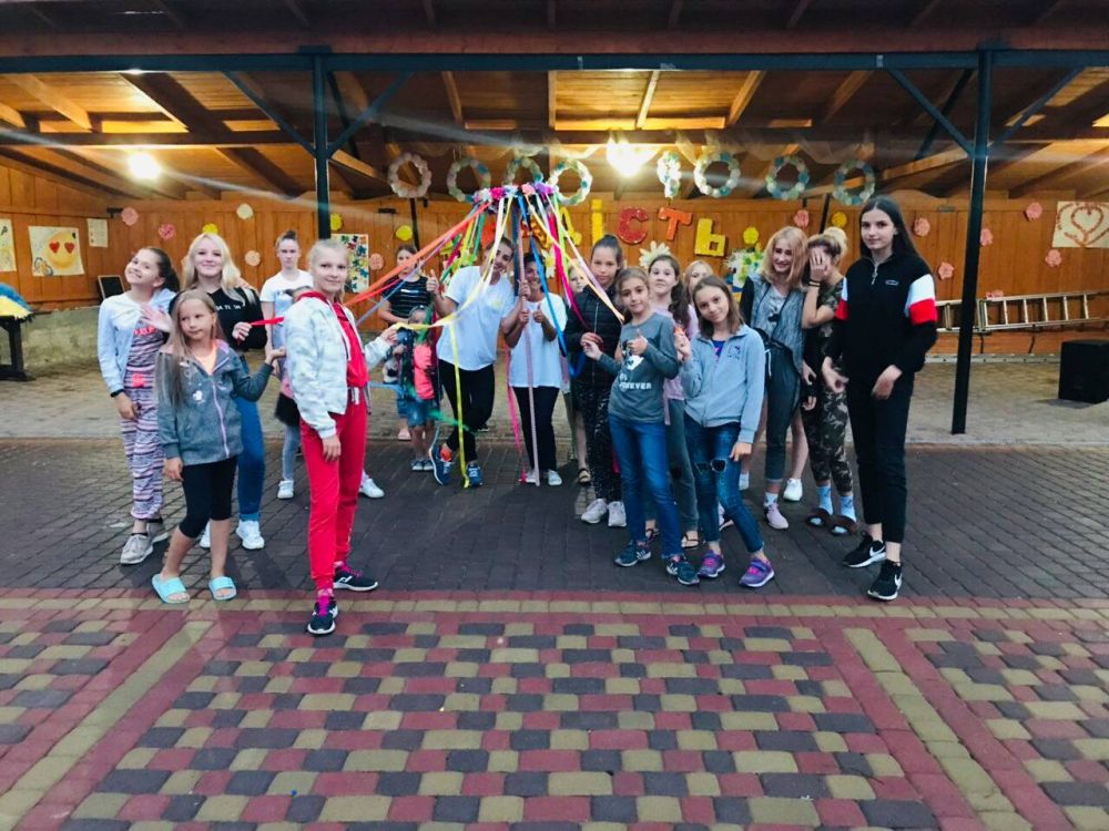 Joy Camp Карпати Kids Club 