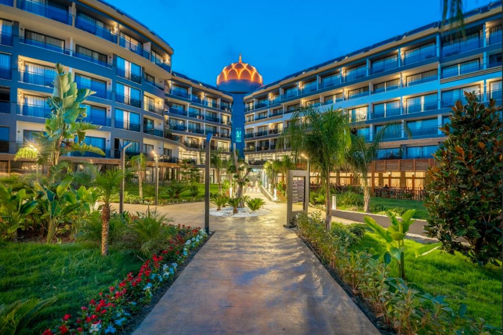 Arnor Deluxe Hotel & SPA 5*
