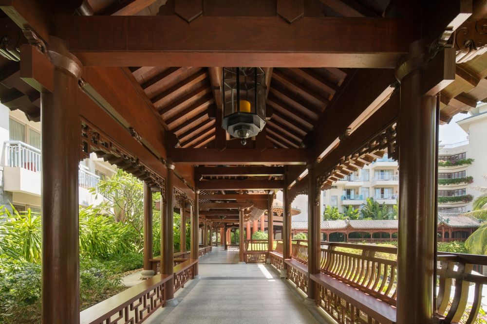 Swissotel & Grand Mercure Sanya Yalong Bay 5*