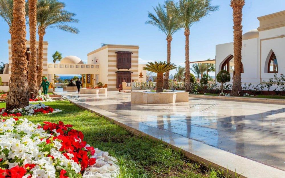 Club Reef Hotel 4*