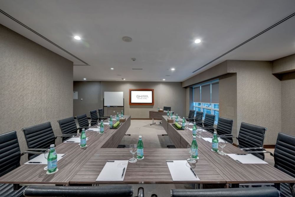 Marriott Hotel Production City, Dubai ( ex. Vintage Grand Hotel) 5*
