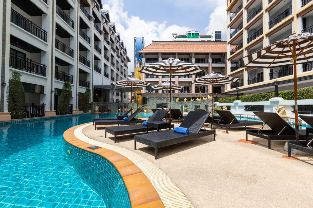Amata Patong 4*