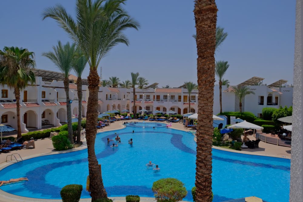 Dive Inn Resort 4*