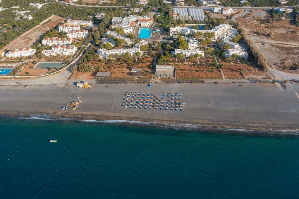 Almyra Hotel & Village Giannoulis 4*