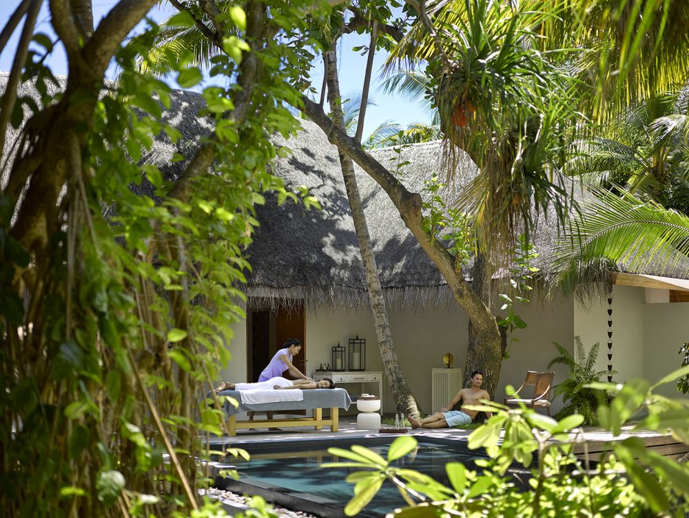 Dusit Thani Maldives 5*