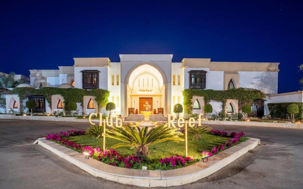 Club Reef Hotel 4*