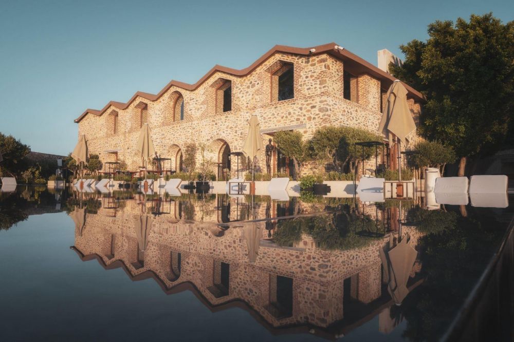 Ruins Luxury Resort (Only 10+) 