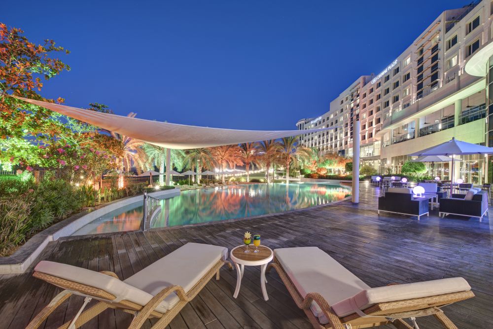 Crowne Plaza Muscat Ocec 5*