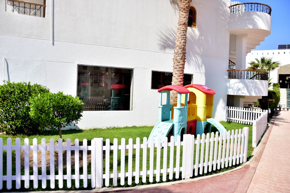 Dive Inn Resort 4*