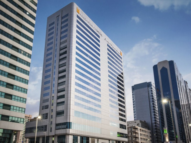 Corniche Hotel Abu Dhabi 3*