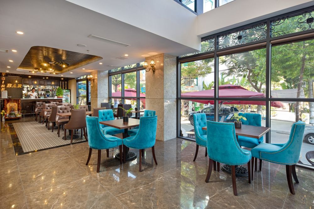 Cosmos Hotel Danang 3*