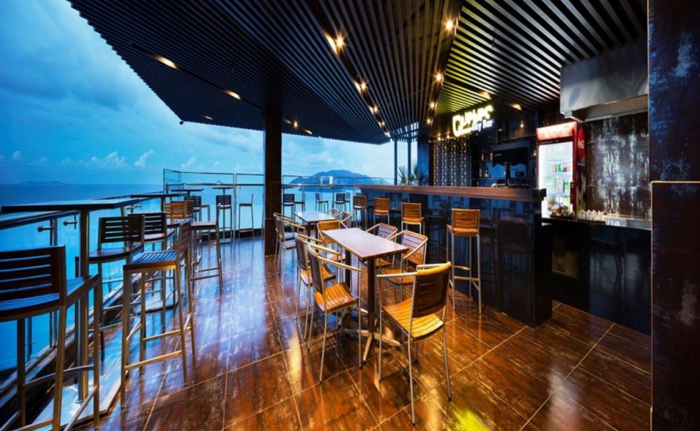 Maple Hotel & Apartment 4*