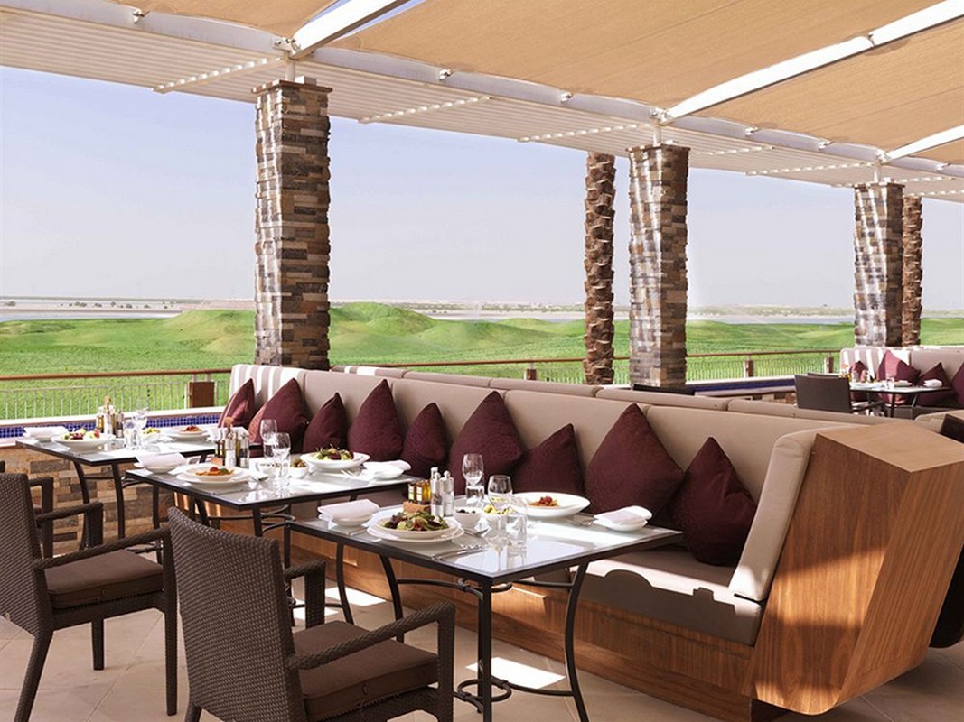 Yas Plaza Mangroves by IHG (ex. Radisson Blu Abu Dhabi Yas Island) 5*