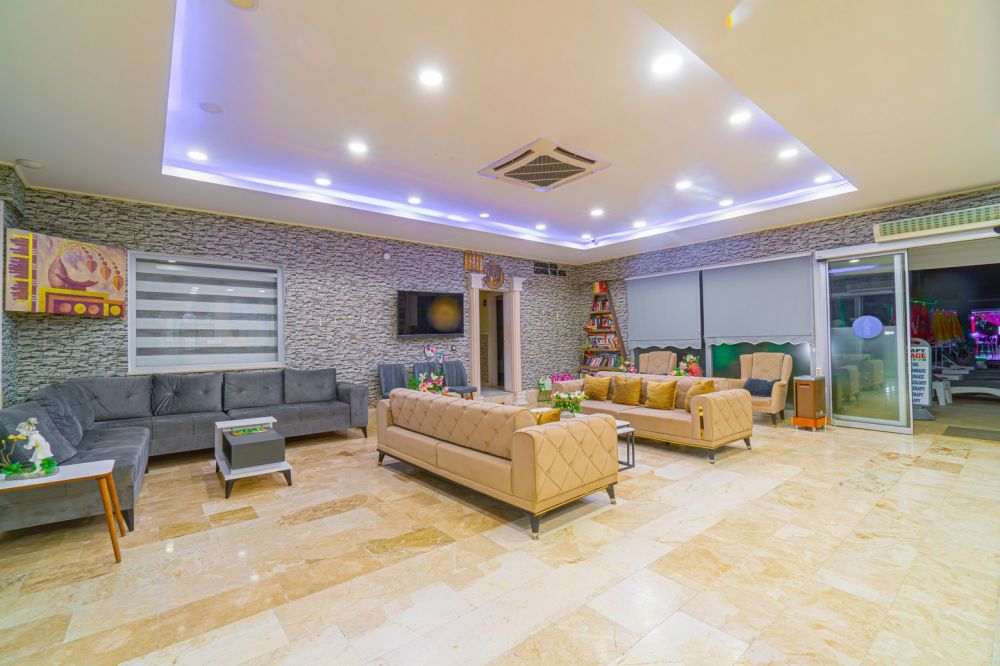 Sayanora Hotel 3*