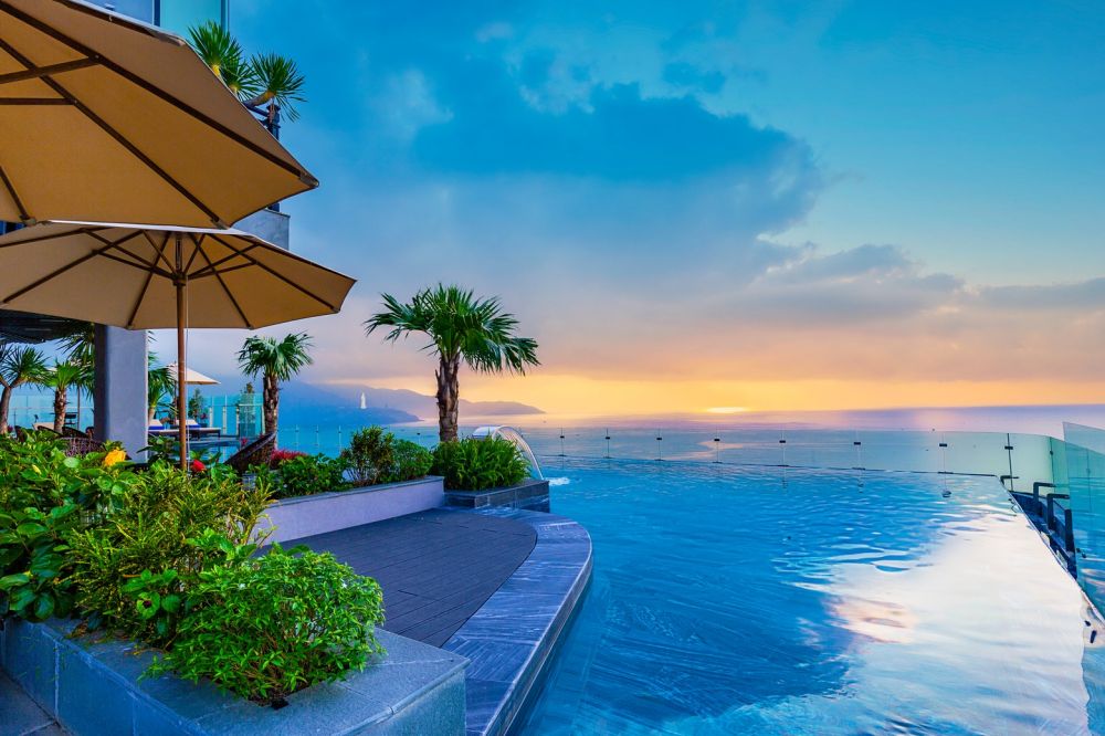 Peninsula Hotel Da Nang 5*