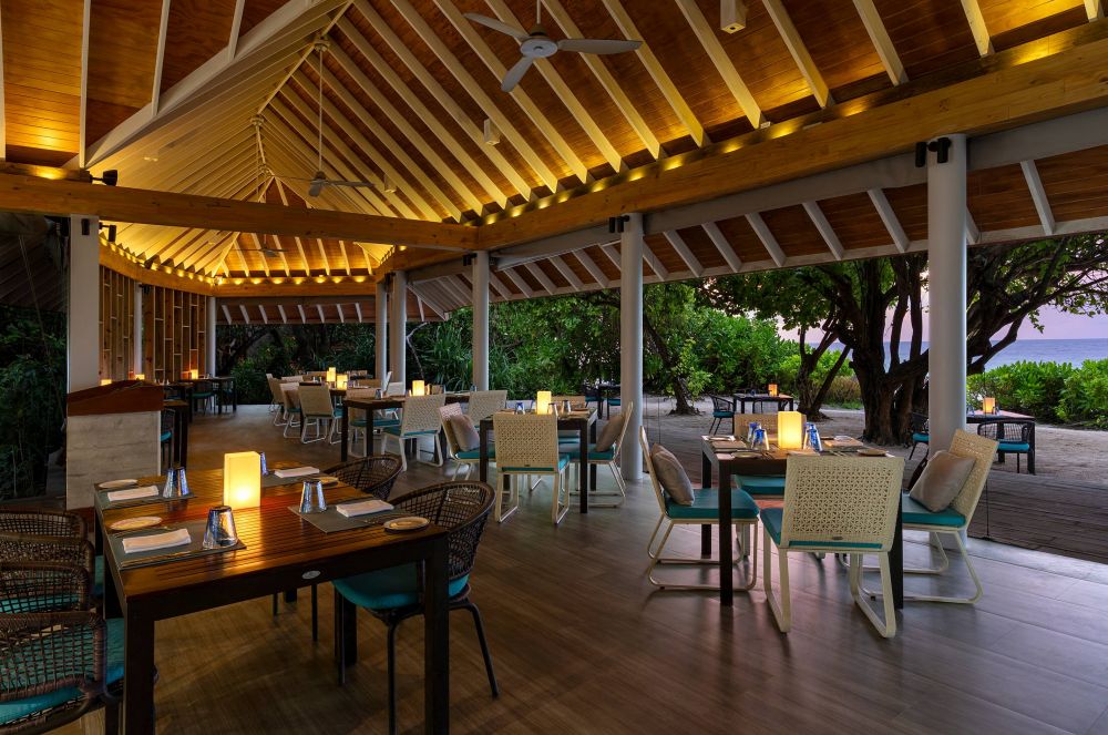 Niva Dhigali Maldives (ex. Dhigali Maldives) 5*