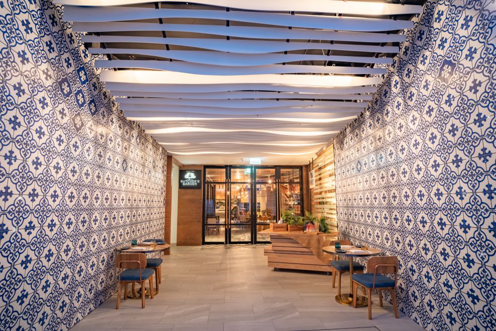 Hotel Indigo Phuket Patong 5*