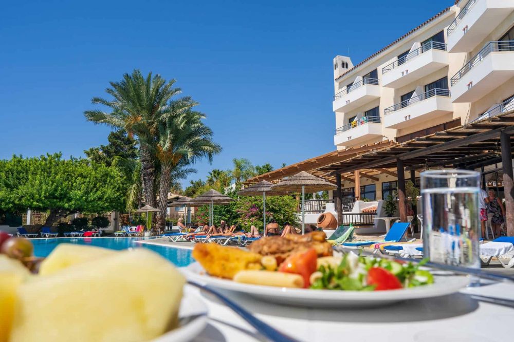 Paphos Gardens Hotel 3*