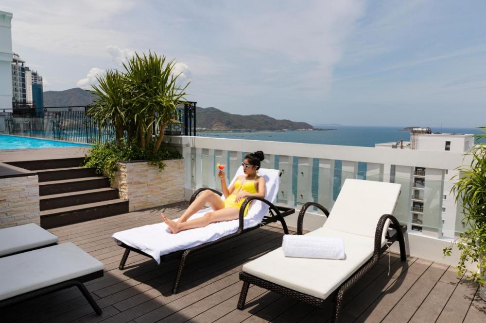 Daphovina Hotel (ex.Aston Nha Trang City Hotel) 4*