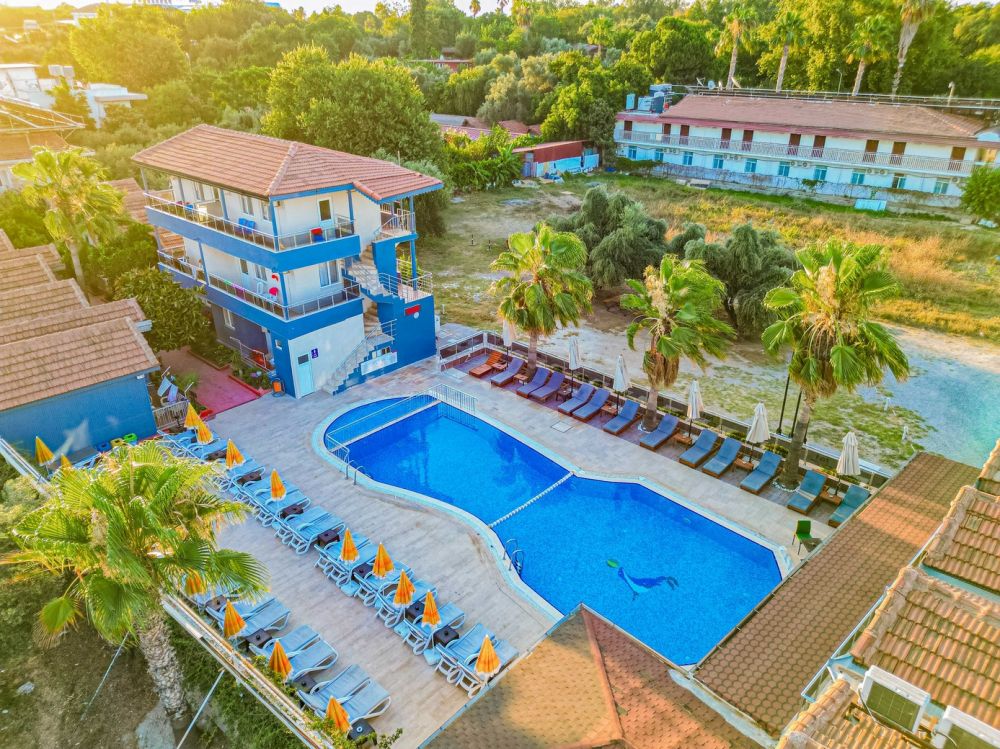Sayanora Hotel 3*