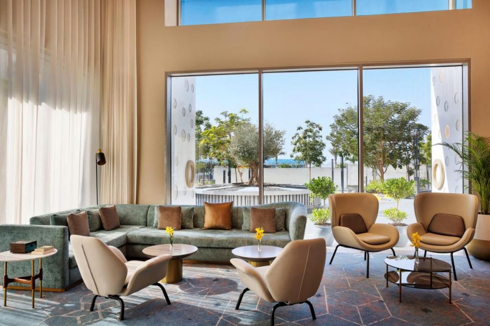 Tumbi Hotel Dubai The Palm, Tapestry Collection by Hilton 4*