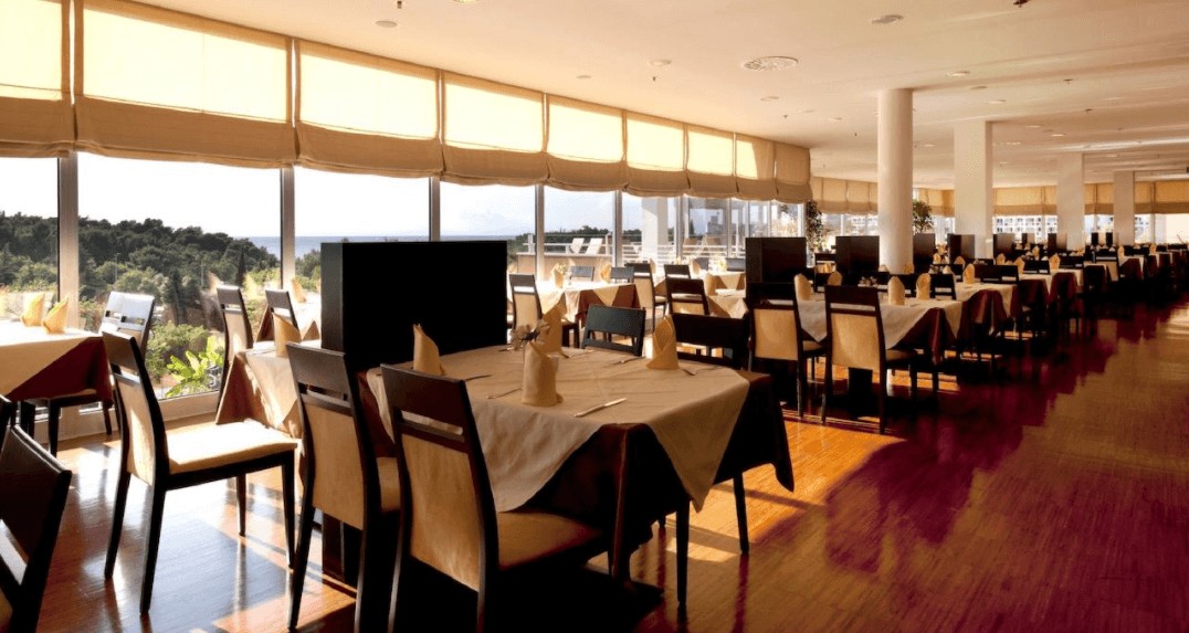 Hotel Albatros Plava Laguna 4*