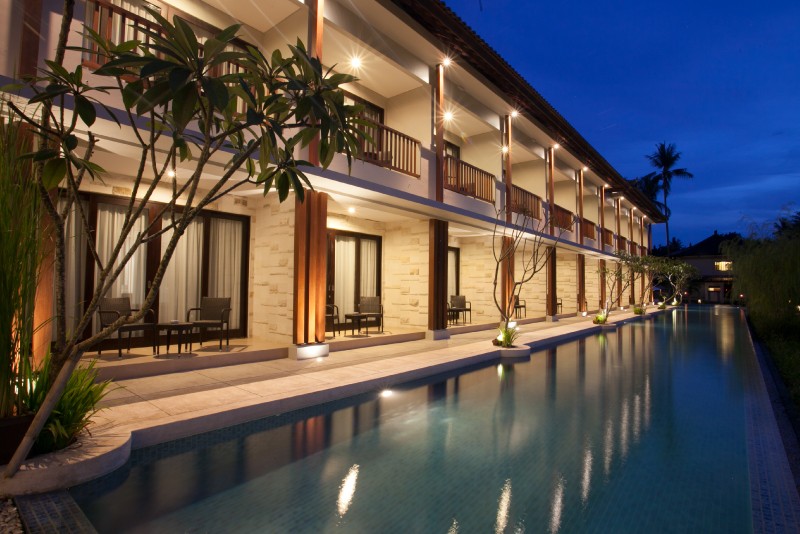 Grand Whiz Nusa Dua 3*