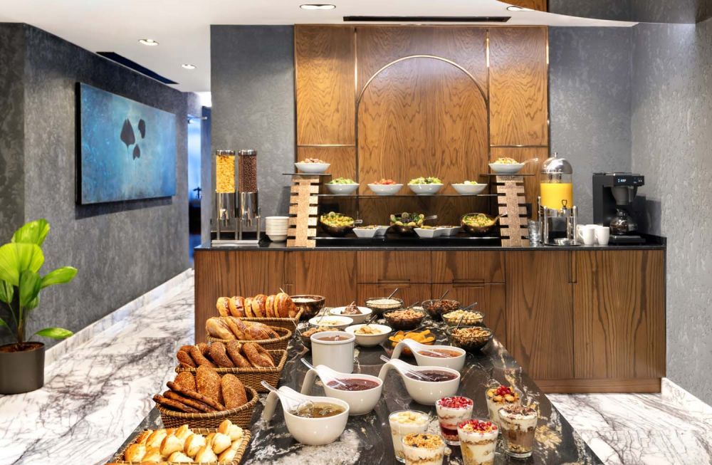 Nex Hotel 4*
