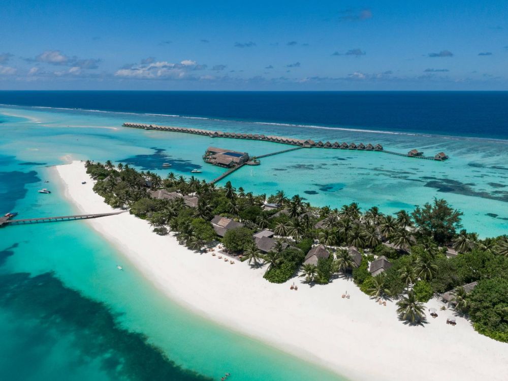 LUX* South Ari Atoll 5*