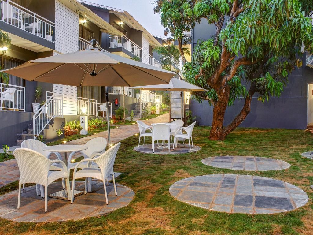 Oceans 7 Ashwem (ex. Oyo Town House Ashwem) 3*