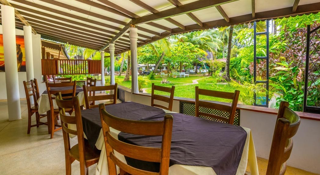 Sea View Beach Hotel Unawatuna 2*