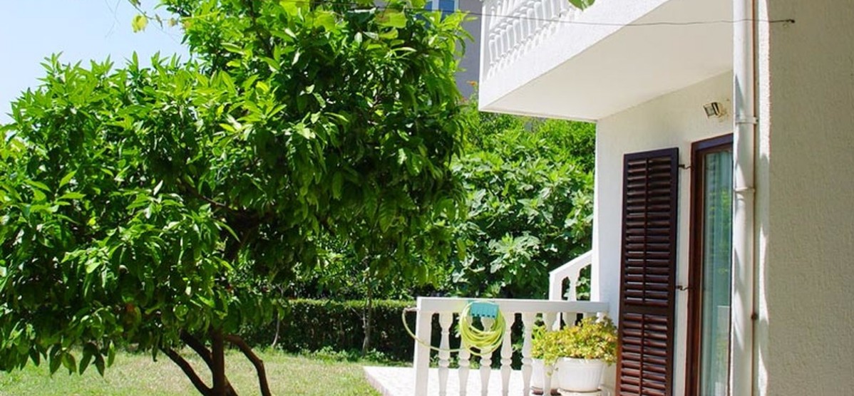 House Irena 3*