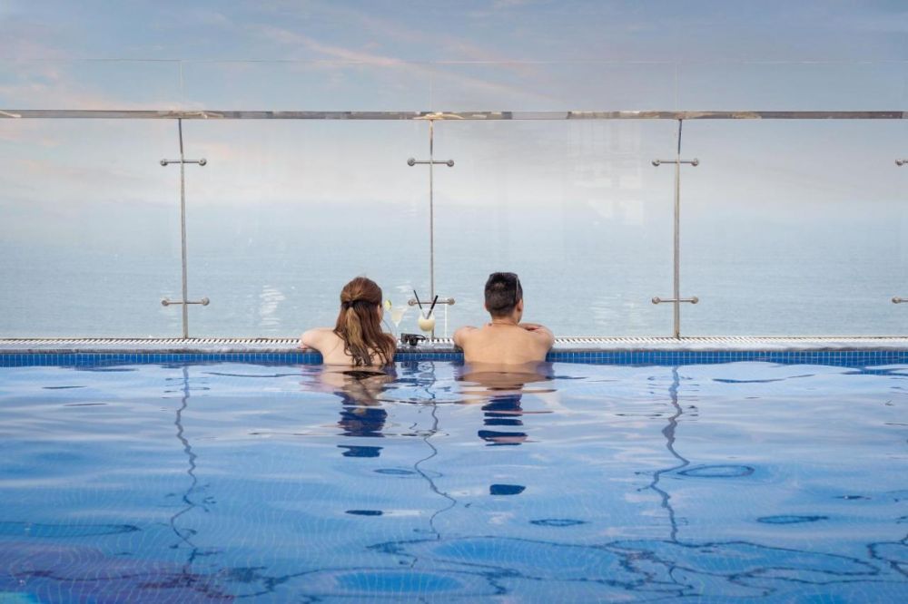 Sunny Ocean Hotel & Spa 4*