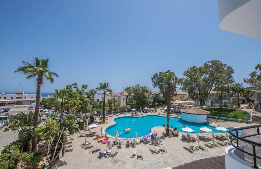 Narcissos Hotel Apartments 4*