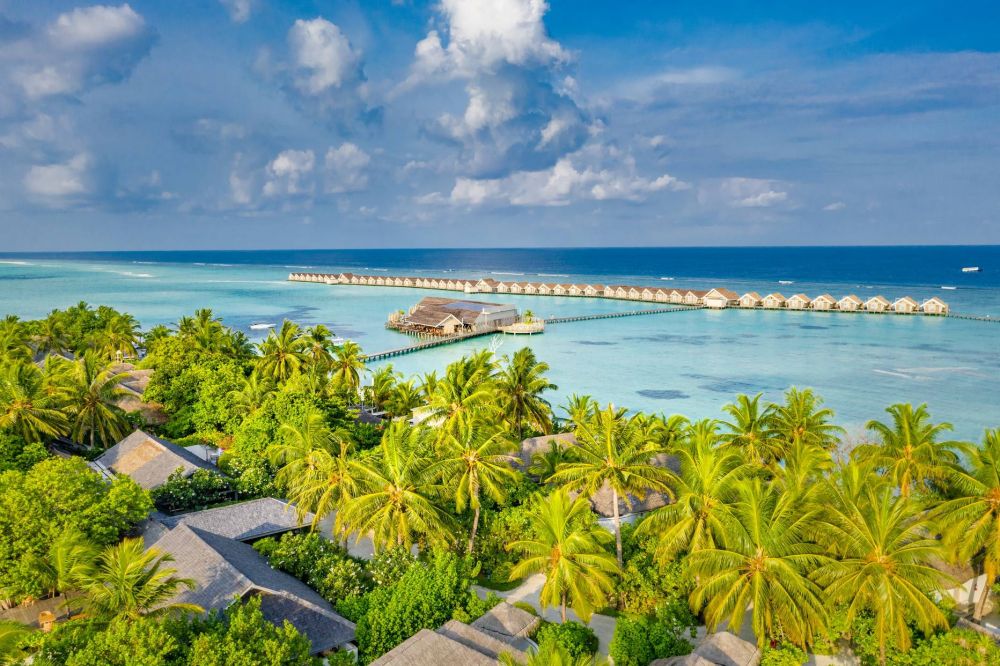 LUX* South Ari Atoll 5*