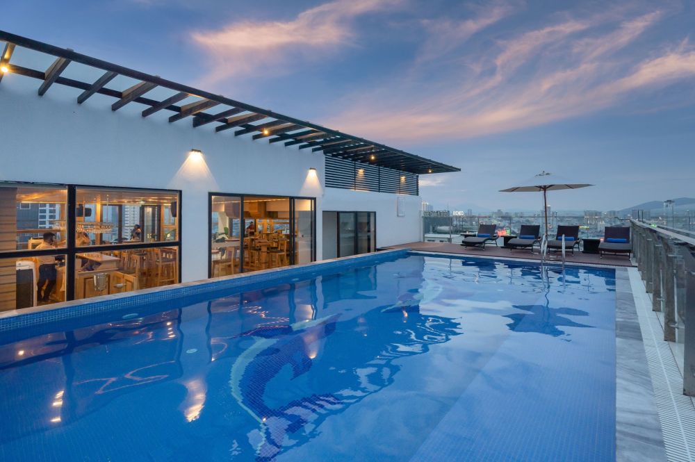 Sunny Ocean Hotel & Spa 4*