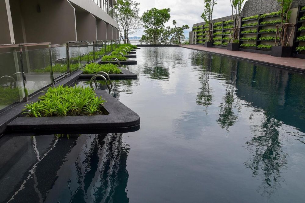 Mayaana Beach Resort (ex.Golden Tulip Pattaya Beach Resort) 5*